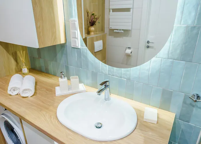 Z Basenem Polanki Aqua D307 *